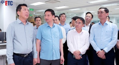 BỘ TRƯỞNG TRẦN HỒNG MINH KIỂM TRA HỆ THỐNG THU PHÍ ETC: NHẤN MẠNH VAI TRÒ “TRÁI TIM SỐ” BACK-END