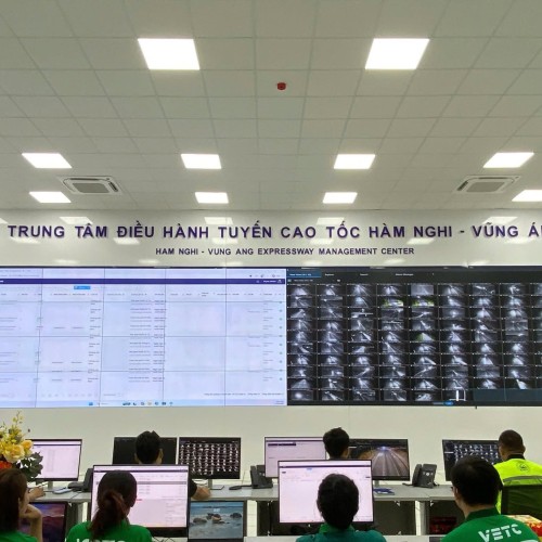 THU PHÍ TRÊN 5 TUYẾN CAO TỐC BẮC - NAM PHÍA ĐÔNG: VẬN HÀNH THÔNG SUỐT NGAY TỪ NHỮNG GIỜ ĐẦU